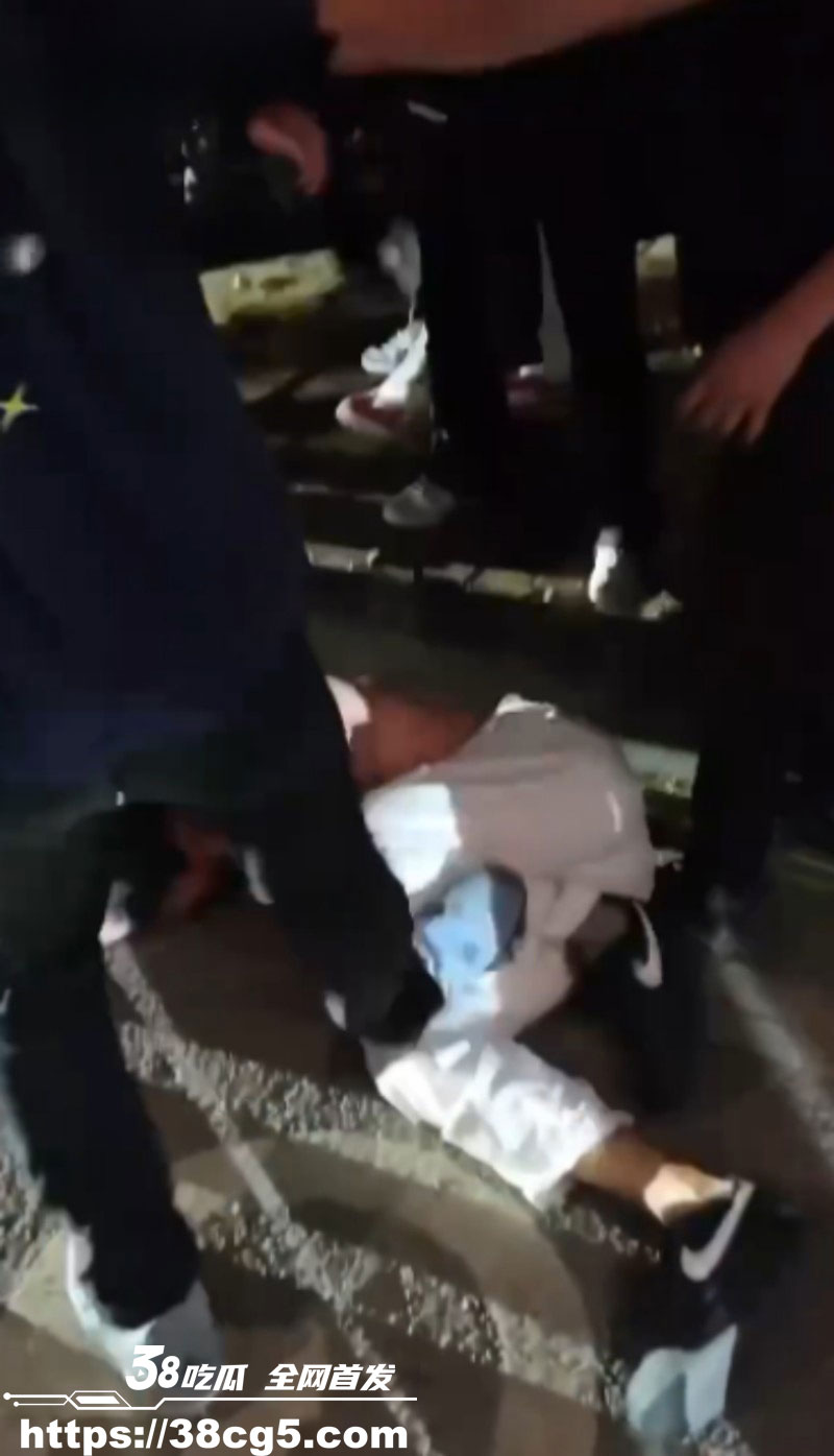 176683599613049824.jpg 176683599613049824.jpg